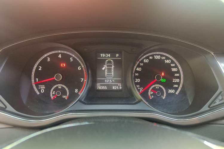 Used Volkswagen Passat 2017 280TSI DSG Luxury Edition Instrument Cluster