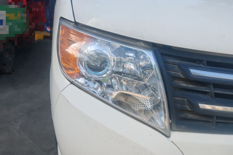 Used Dongfeng Yufeng 2016 2.5T Lingyun Edition Yulibao Premium Short Wheelbase Mid-Roof ZD25