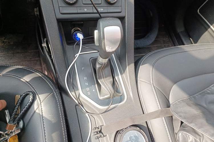 Used Bestune X40 2018 Internet Celebrity Edition 1.6L Automatic Luxury Version
