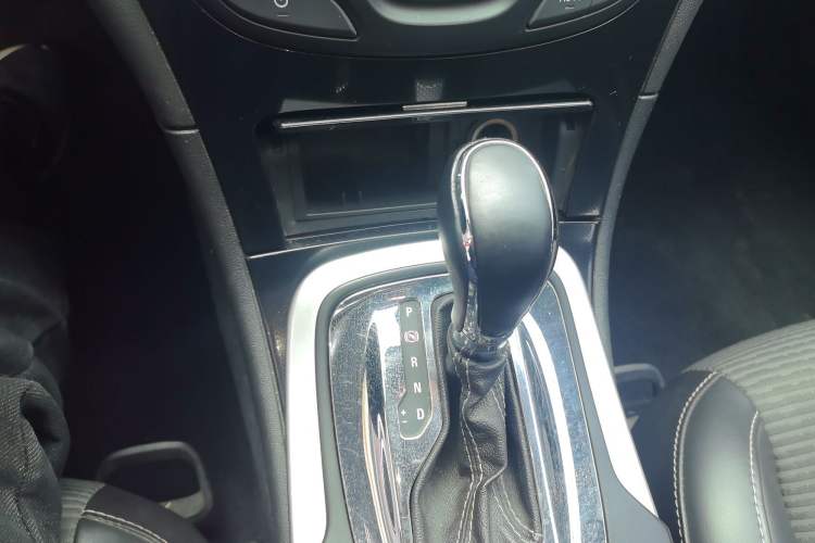 Used Buick Regal 2015 1.6T Leading Technology Model
