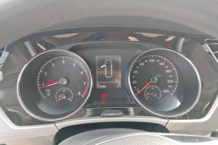 Used Volkswagen Touran 2016 Volkswagen Touran L 280TSI DSG Comfort Edition Instrument Cluster