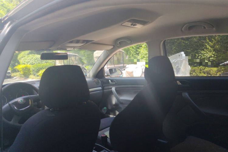 Used Skoda Octavia 2012 1.6L Manual Eado Edition