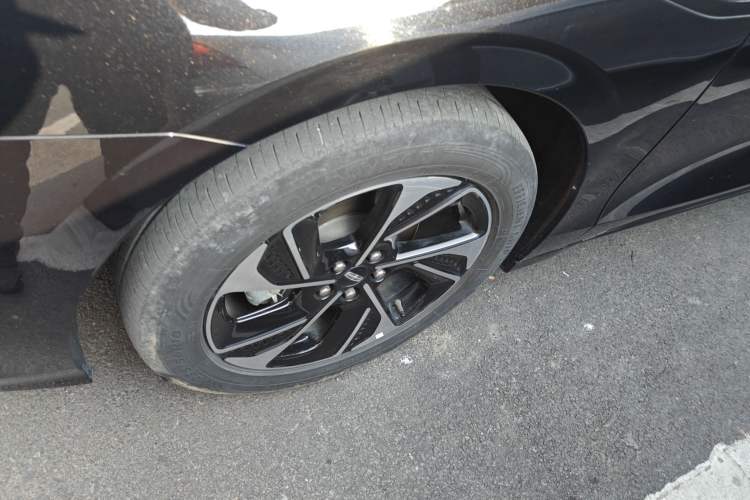 Used Lincoln Z 2022 Facelift iCool Deluxe Edition