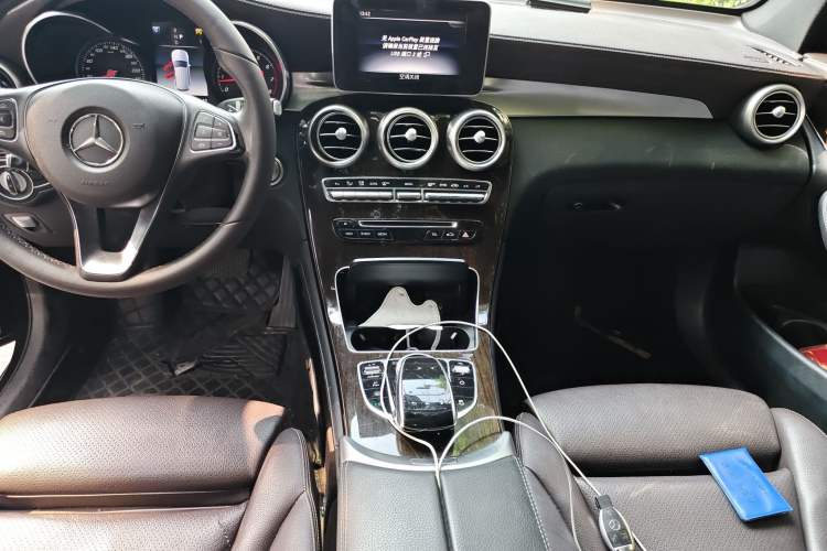 Used Mercedes-Benz GLC 2019 GLC 260 L 4MATIC Dynamic Model