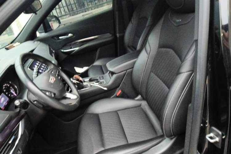 Used Cadillac XT4 2021 28T Two-Wheel Drive Tech Edition