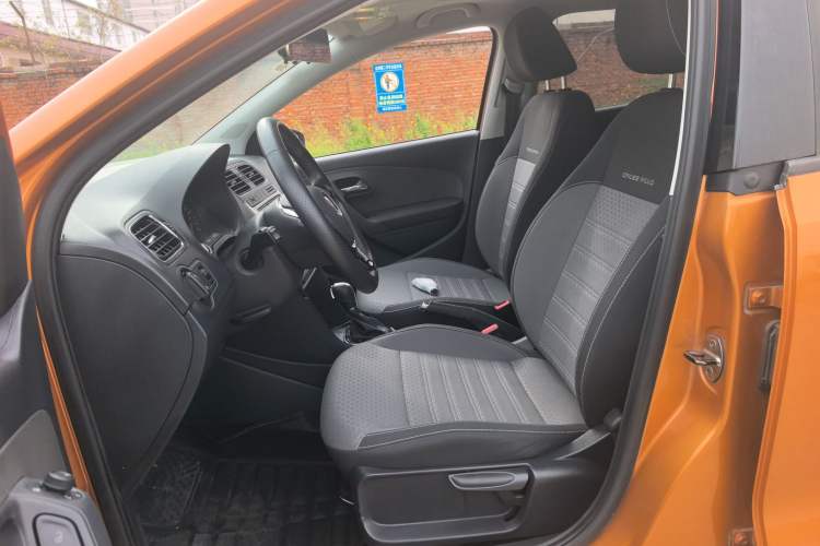 Used Volkswagen Polo 2018 1.5L Cross Polo Automatic Left Front Seat