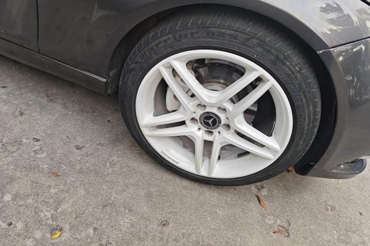 Used Mercedes-Benz C-Class 2010 C 180K Classic model
