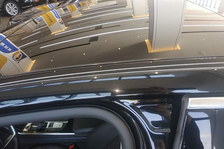 Used Audi A8 2022 A8L 50 TFSI quattro Comfort Edition Collector's Model Roof