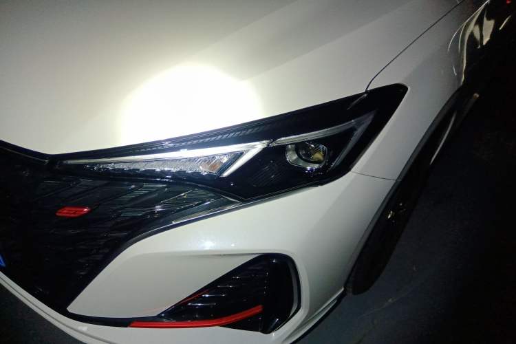 Used Changan Eado 2025 PLUS 1.4T Dual-Clutch High-Energy Version
