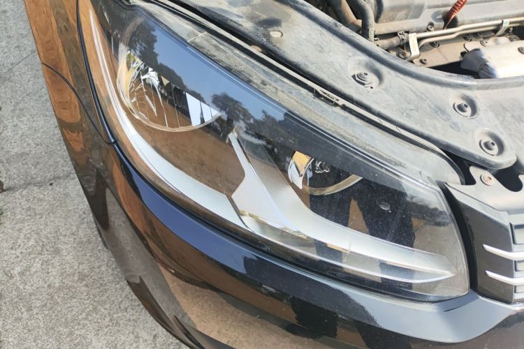 Used Volkswagen Touran 2011 1.4T Manual Zhiya Edition 5 Seats
