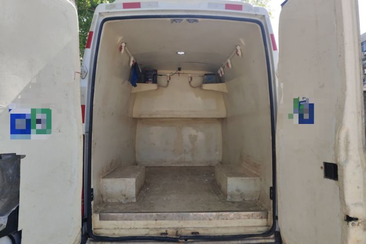 Used Iveco Eurocargo 2021 2.0T Manual - Yunrui Long Wheelbase Short Overhang High Roof Manual Doors – F1A Trunk