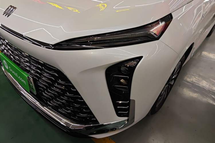 Used Buick GL8 New Energy 2026 Model Lu Zun Prestige Edition
