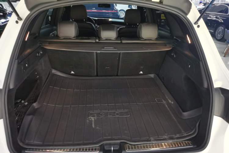 Used Mercedes-Benz GLC 2020 GLC 260 L 4MATIC Dynamic Model