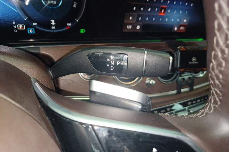 Used Mercedes-Benz E-Class 2023 Updated E 300 L Luxury Edition
