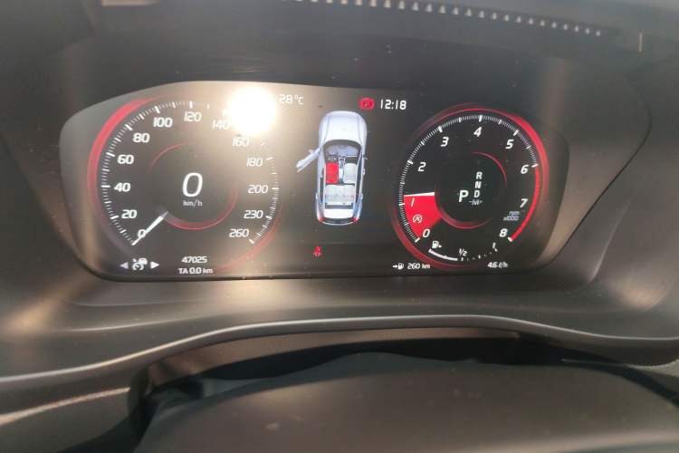 Used Volvo XC40 2020 T4 Four-Wheel Drive Smart & Sporty Edition Instrument Cluster