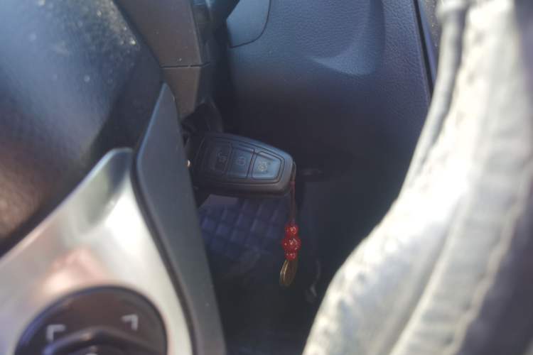 Used Ford Focus 2012 Sedan 1.6L Automatic Fashion Edition