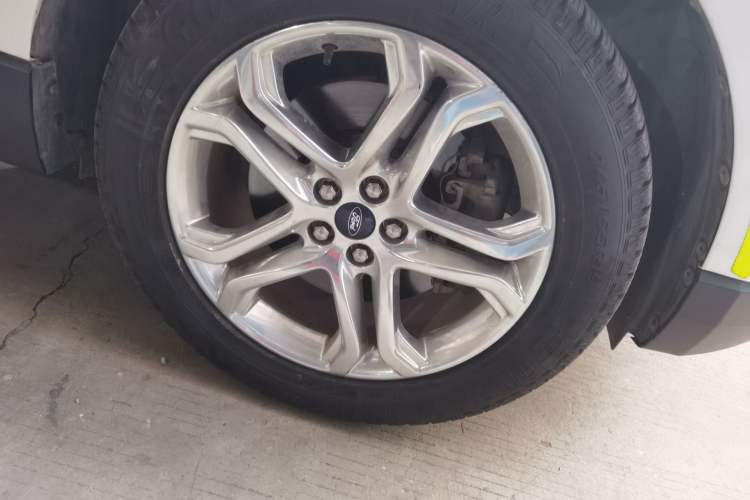 Used Ford Edge 2016 EcoBoost 245 Four-Wheel Drive Titanium Edition 7-Seater