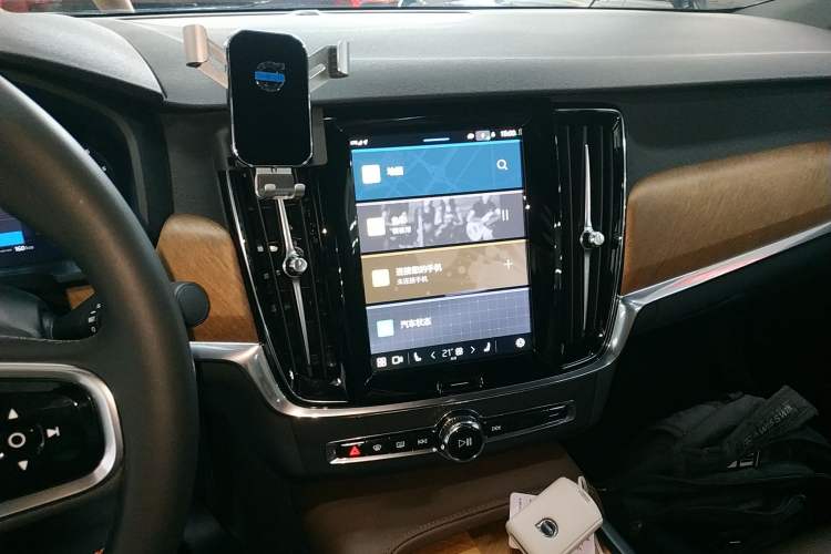 Used Volvo S90 2024 B5 Zhiyi Luxury Edition
