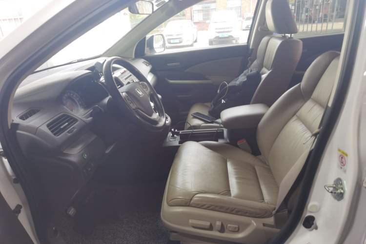 Used Honda CR-V 2013 2.4L two-wheel drive luxury version Left Front Seat