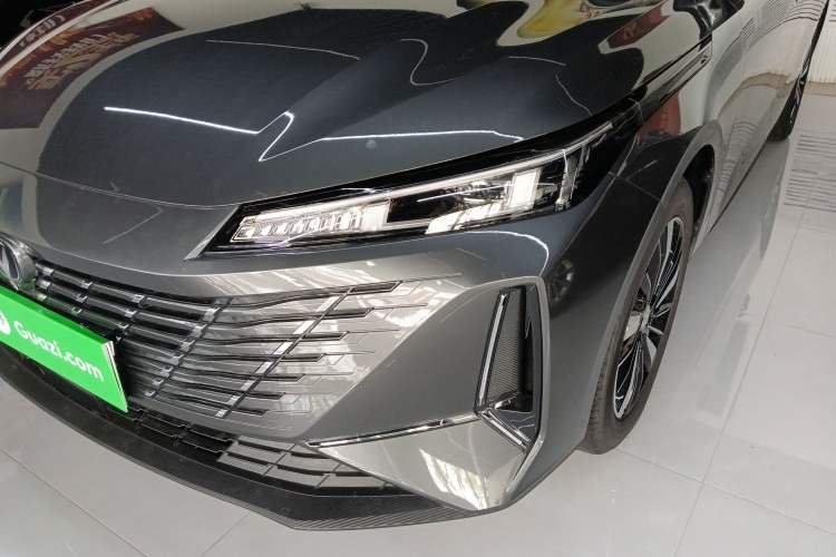 Used CHANGAN Eado PHEV 2025 Smart New Blue Whale 145KM Battleship Edition
