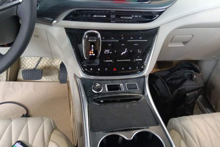 Used Buick GL8 2023 ES Lu Zun Comfort Model Gear Lever