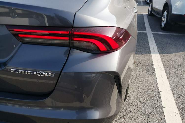 Used GAC Trumpchi EMPOW 2023 270T DCT J15 Version Exterior 3