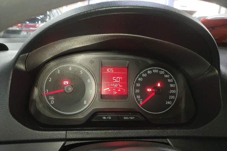 Used Volkswagen Jetta 2017 1.5L Manual Fashion Edition
