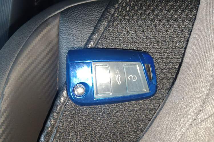 Used Volkswagen T-ROC 2018 280TSI DSG Two-Wheel-Drive Comfort Version China V Standard