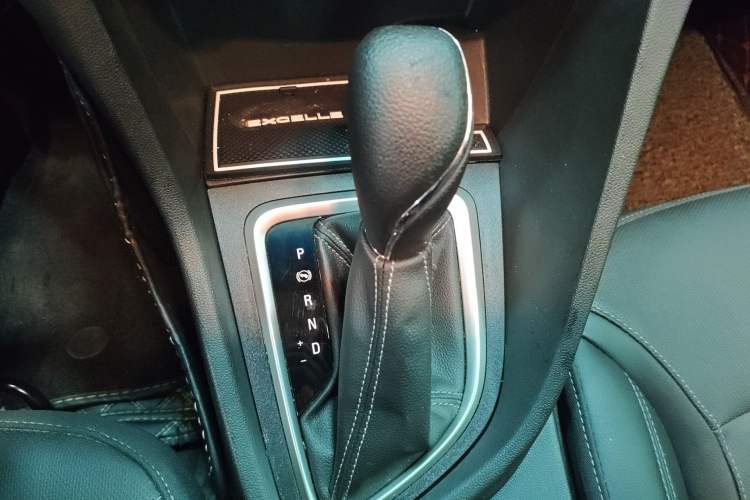 Used Buick GT 2021 Revised Version Flagship 1.5L Automatic Elite Edition Gear Lever