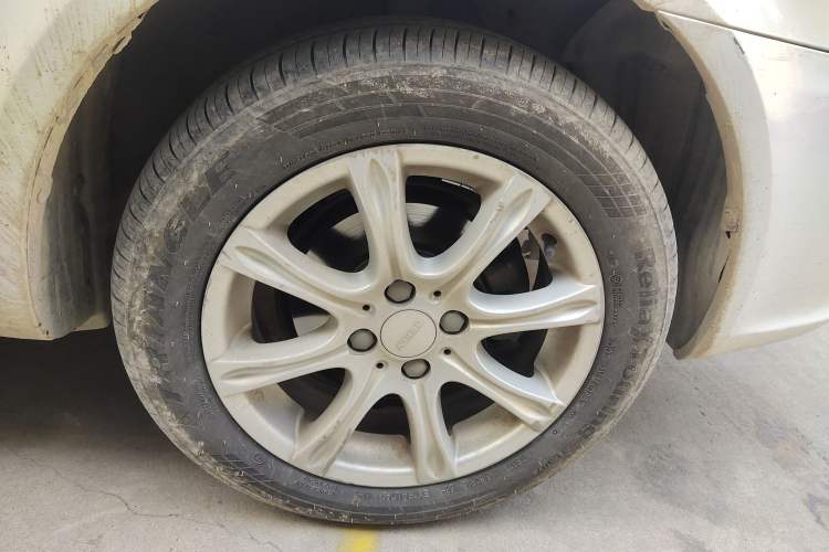 Used Geely Auto Diamond 2016 1.5L Manual Entry-Level Trim