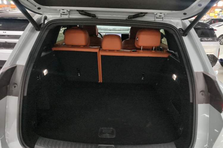 Used Li Auto L6 2025 Pro Smart Refresh Edition
