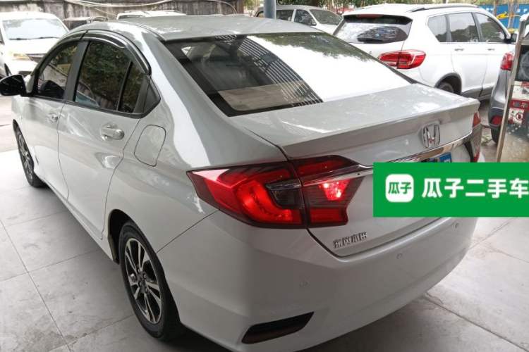 Used Honda Greiz 2016 1.5L CVT Classic Edition