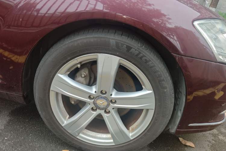 Used Mercedes-Benz S-Class 2010 S 300 L Luxury Model
