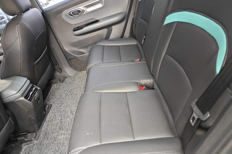 Used AION Y 2023 Plus 610 Enjoy Edition
