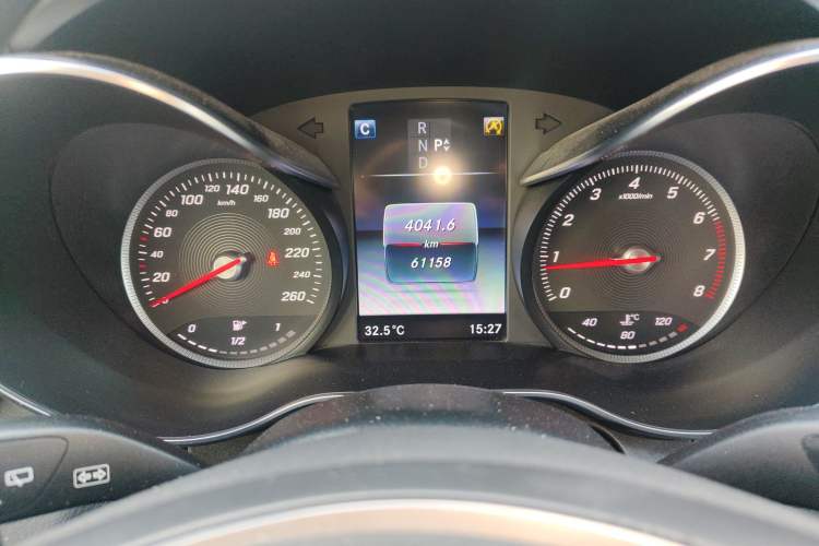 Used Mercedes-Benz C-Class 2015 C 200 station wagon
