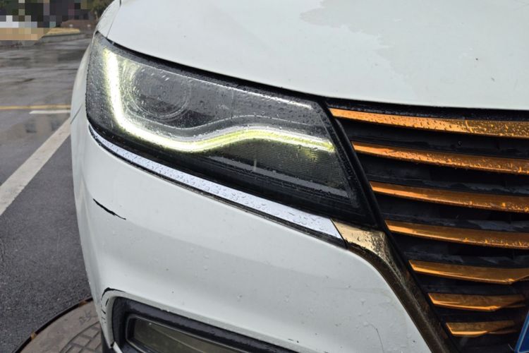 Used Roewe RX5 2018 20T Two-Wheel Drive Automatic Internet Smart Edition