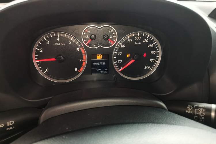 Used Haval H5 Classic 2013 Zhizun Edition 2.0T Manual Two-Wheel Drive Entry-Level Model Instrument Cluster