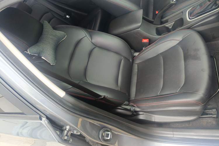 Used Chevrolet Monza 2020 Light Hybrid Redline 320T Dual-Clutch Joyful Edition
