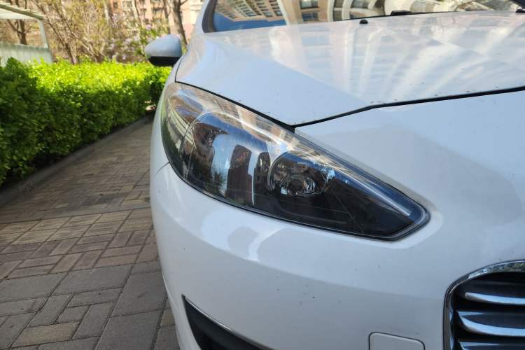 Used Peugeot 308 2013 1.6L Manual YouShang Model Right Front Headlight