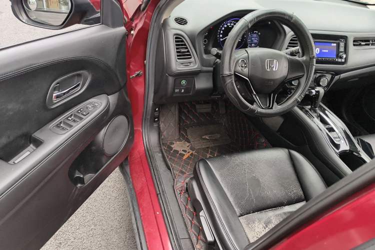 Used Honda Vezel 2015 1.5L CVT two-wheel drive Comfort trim Driver Seat