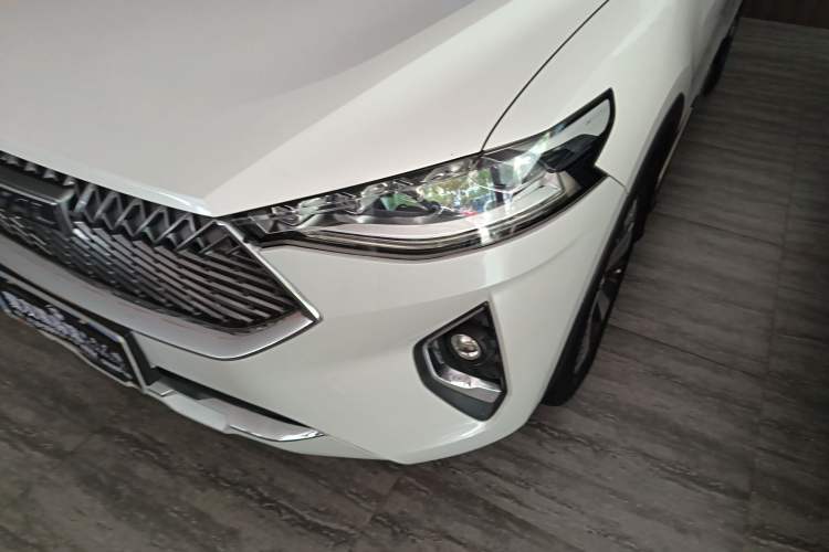 Used Haval F7x 2021 2.0T Two-Wheel Drive Smart & Trendy Edition Left Front Headlight