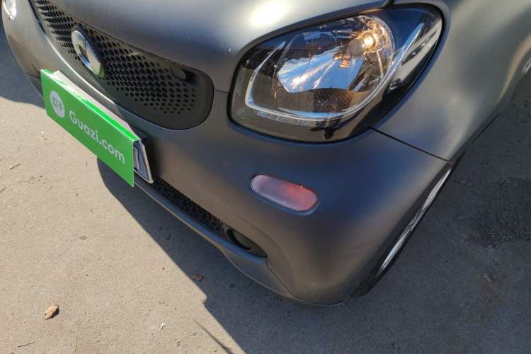 Used smart fortwo 2018 1.0L 52kW Hardtop Dynamic Version China V