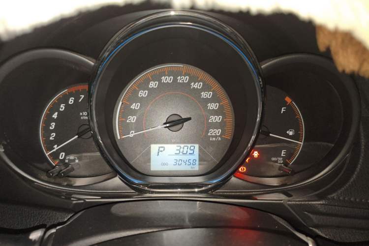 Used Toyota YARiS L Zhi Xuan 2021 X-Trail 1.5L CVT Leading Edition
