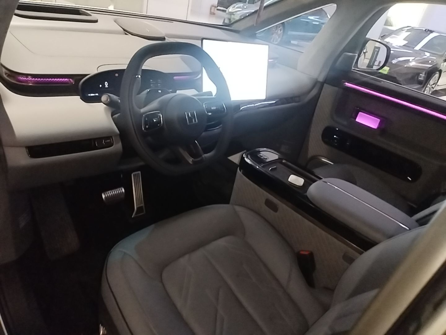 Zeekr MIX 2025 Intelligent Driving Version — снимка 12