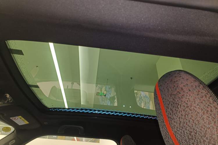 Used MINI Electric MINI COOPER JCW 2025 JOHN COOPER WORKS
