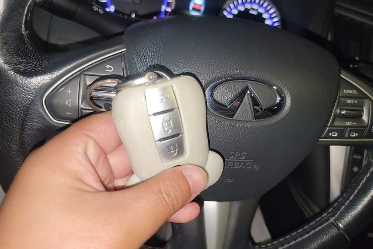 Used Infiniti Q50L 2015 2.0T Enjoyment Edition Vehicle Key