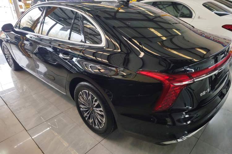 Used Hongqi H5 2024 1.5T DCT Smart Connect Flagship Edition Rear Left 45 Deg