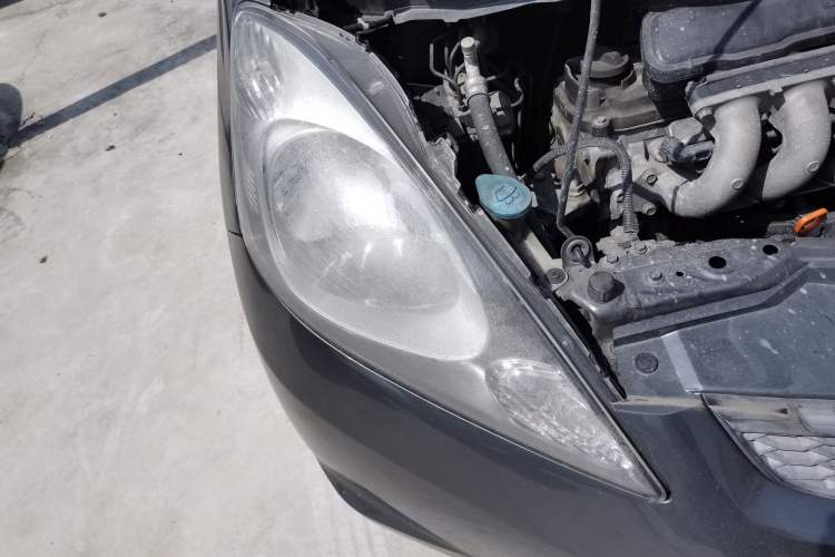 Used Honda Fit 2008 1.5L automatic luxury edition
