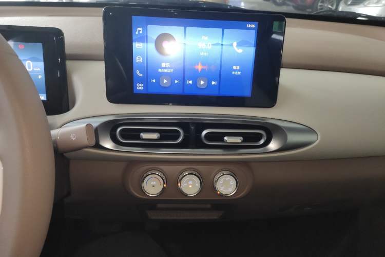 Used Wuling Hongguang MINIEV 2025 Four-Door Version Premium Edition