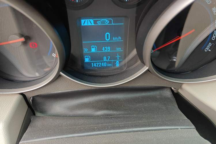 Used Chevrolet Cruze 2015 1.5L Classic SL MT